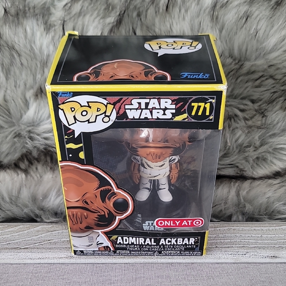 Funko Pop Star Wars Admiral Ackbar in Brown and White